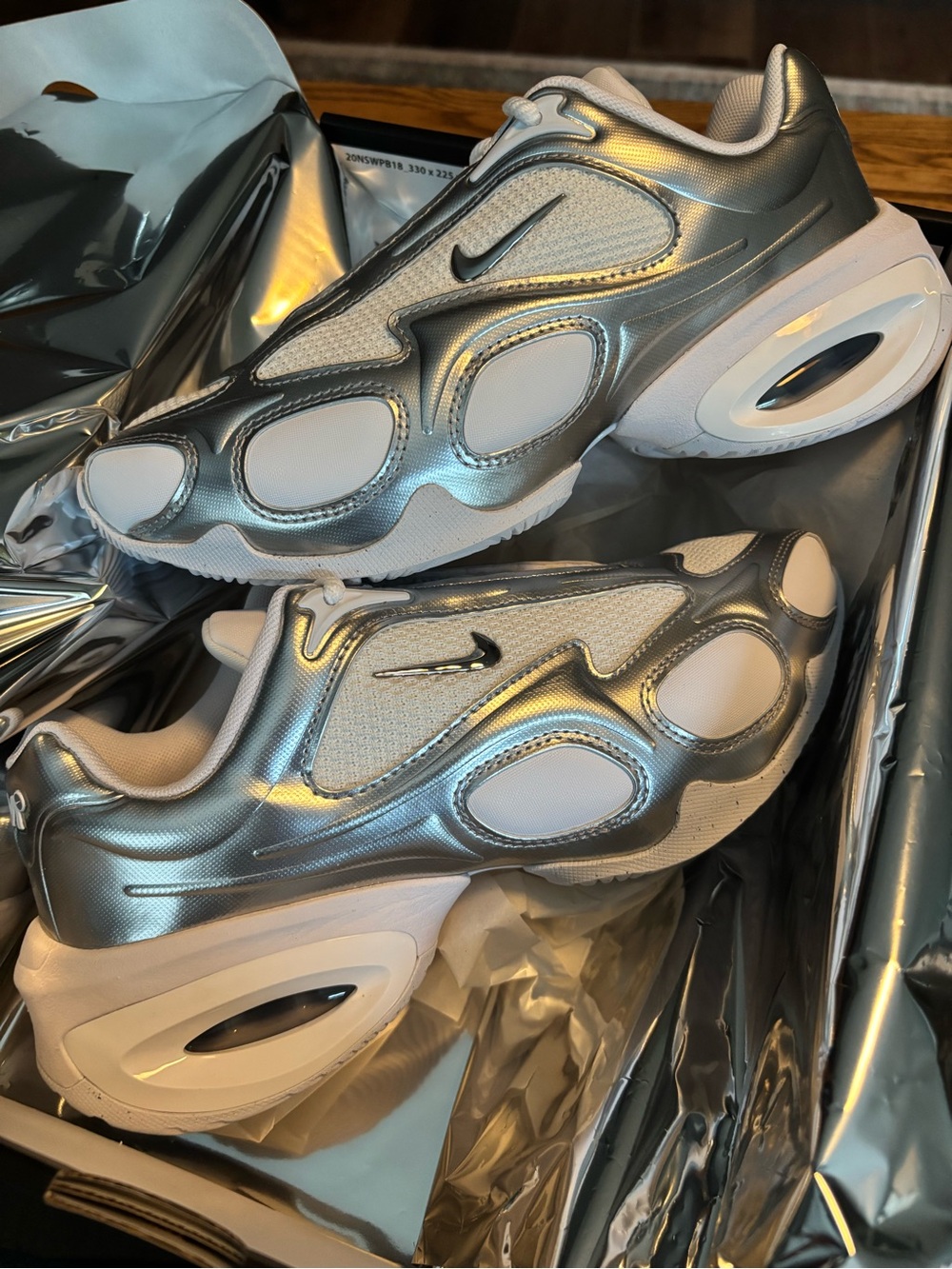 Nike Womens Size 6 / Silver and White Air Max Muse Sneakers NEW